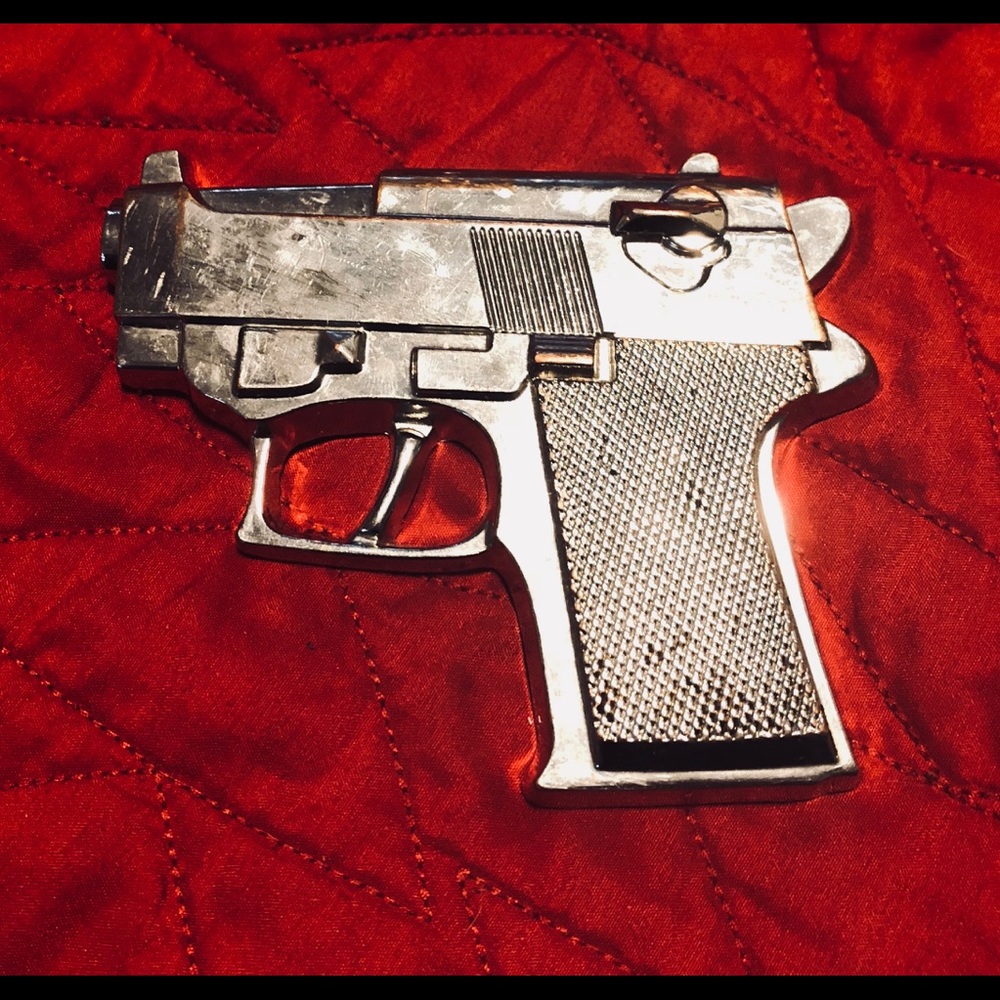 Pistol belt buckle